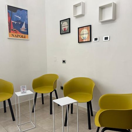 נאפולי Suite Conte Poderico מראה חיצוני תמונה